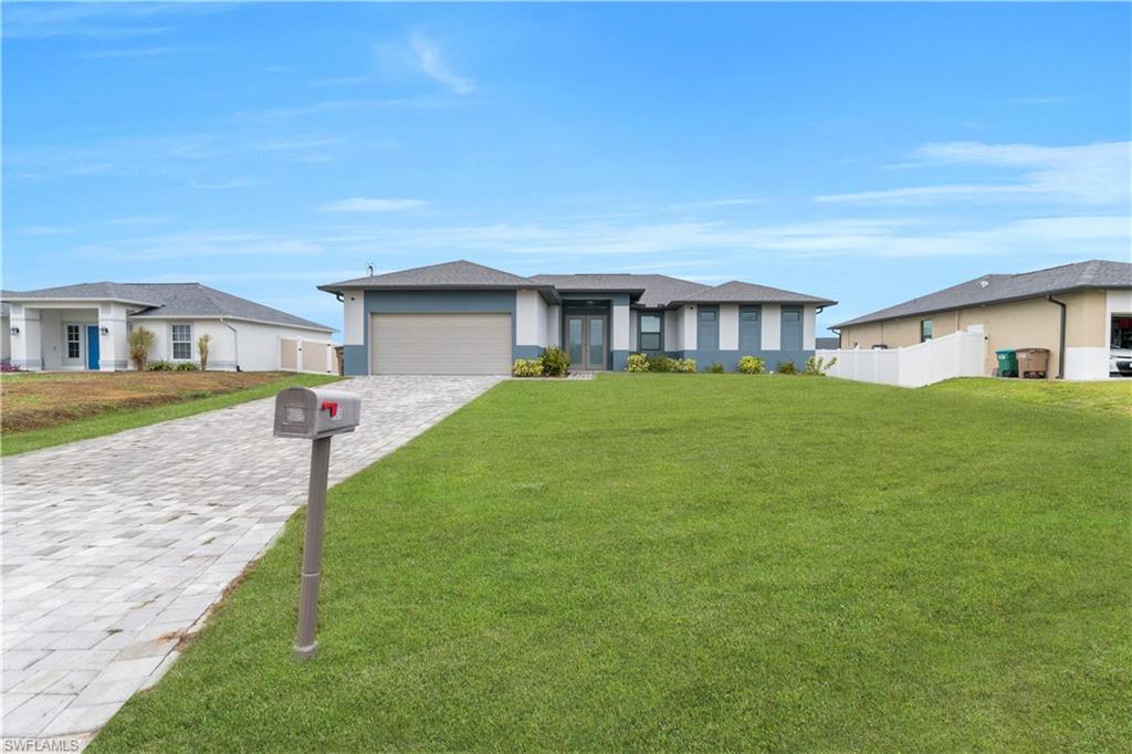 CAPE CORAL - Residential