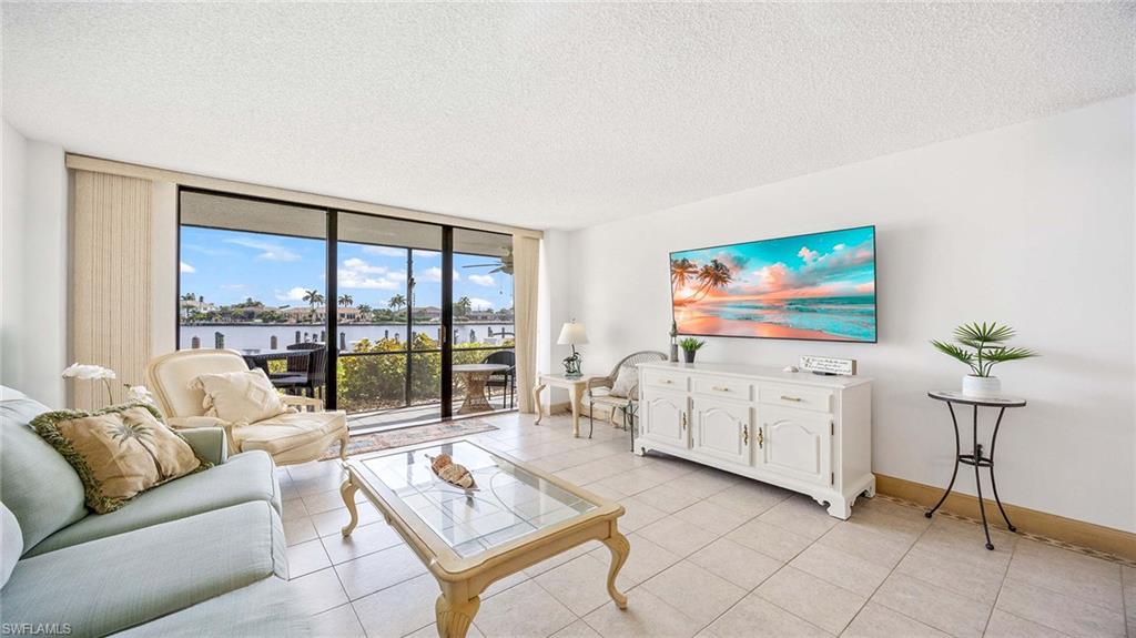 SOUTH SEAS - Residential Lease