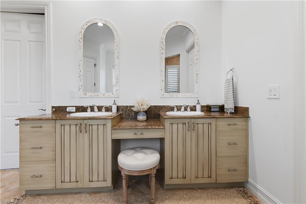 MOORINGS - Residential