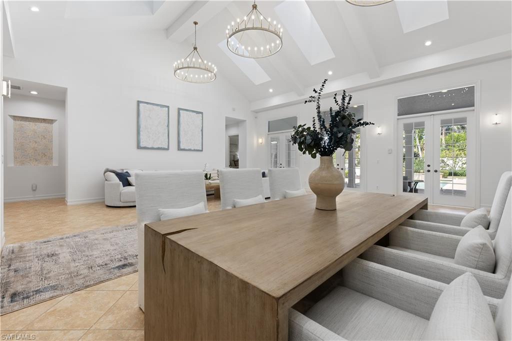 MOORINGS - Residential