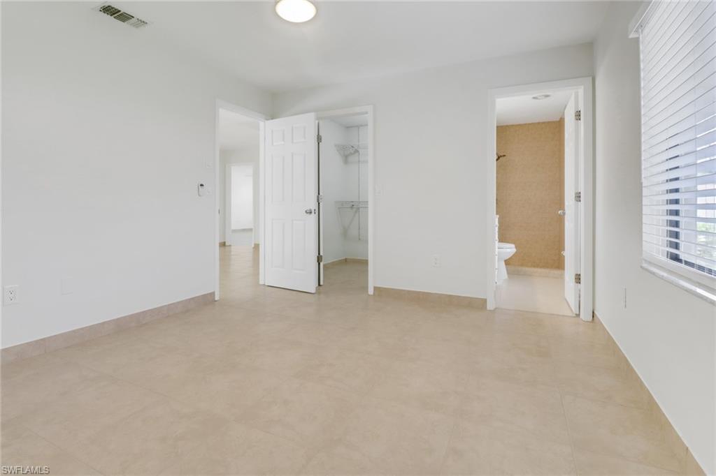 NAPLES TWIN LAKES - Residential