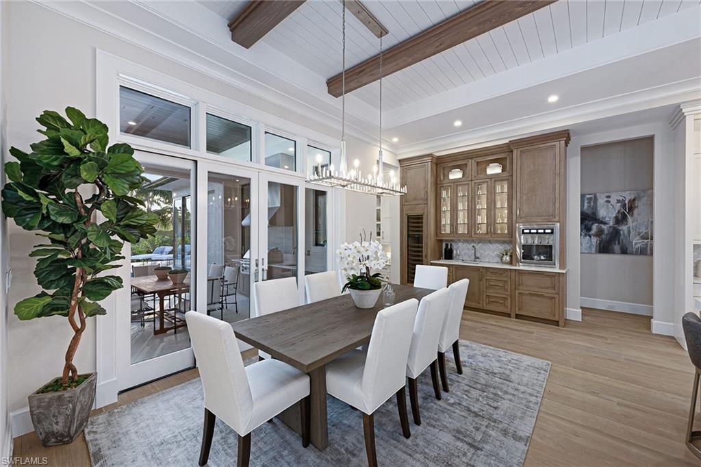 MOORINGS - Residential