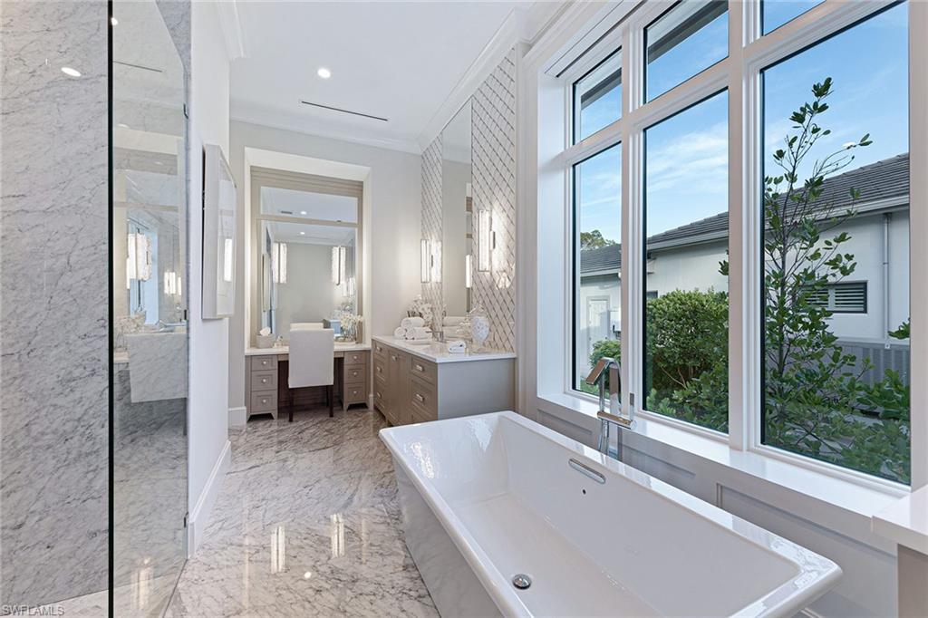 MOORINGS - Residential