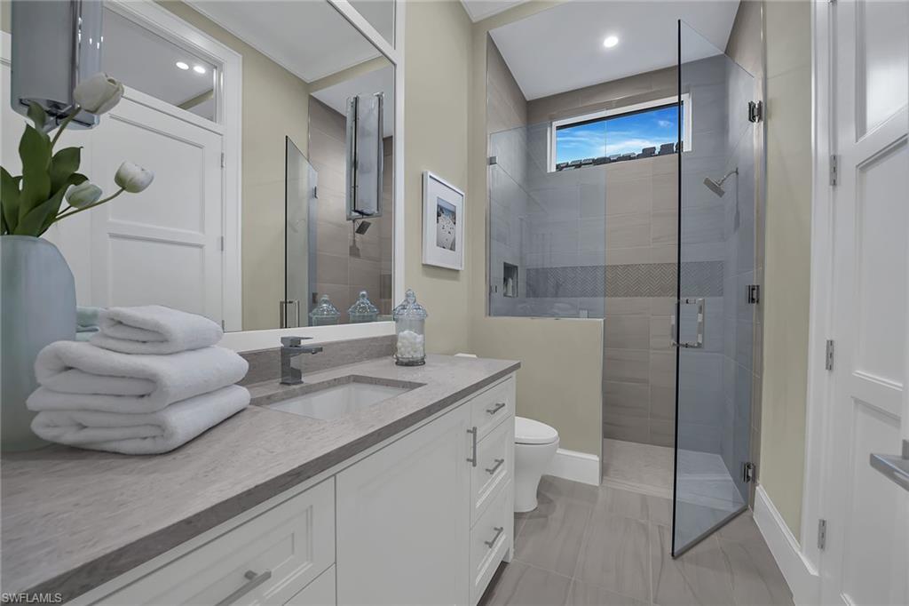 MOORINGS - Residential