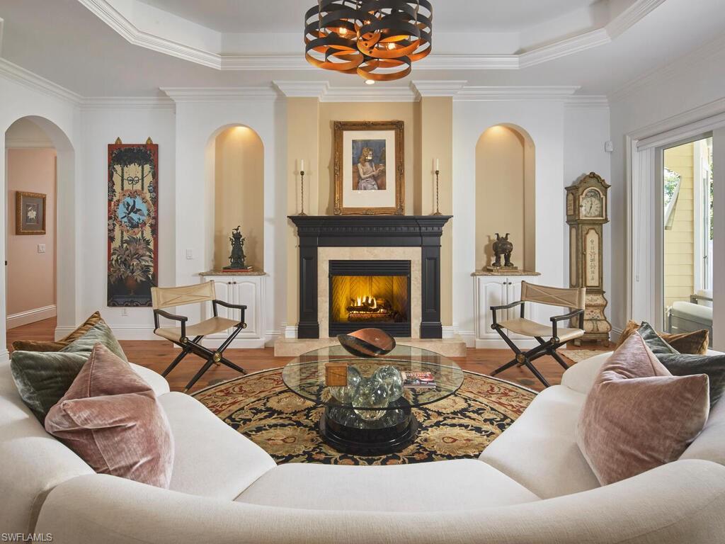 OLDE NAPLES - Residential Lease