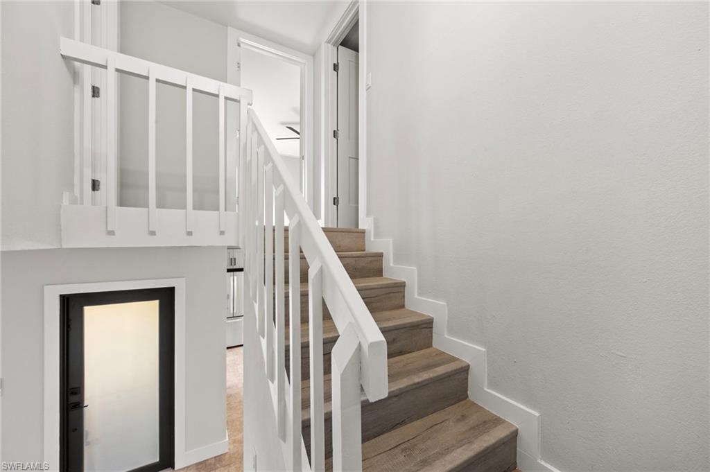 PARKWOODS TOWNHOUSE COMMUNITY - Residential