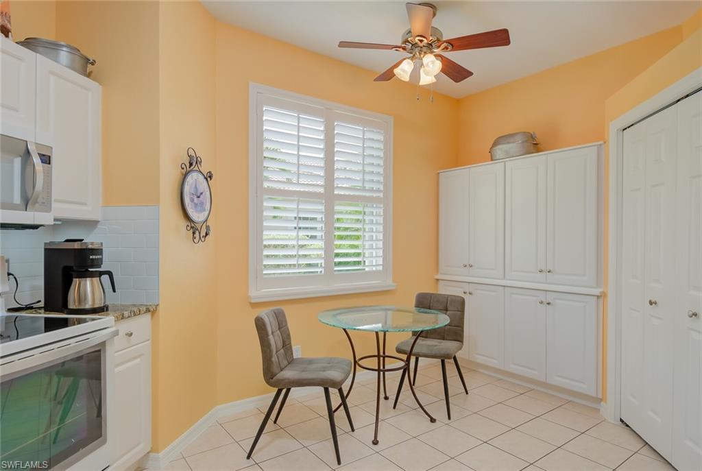 REFLECTION LAKES - Residential