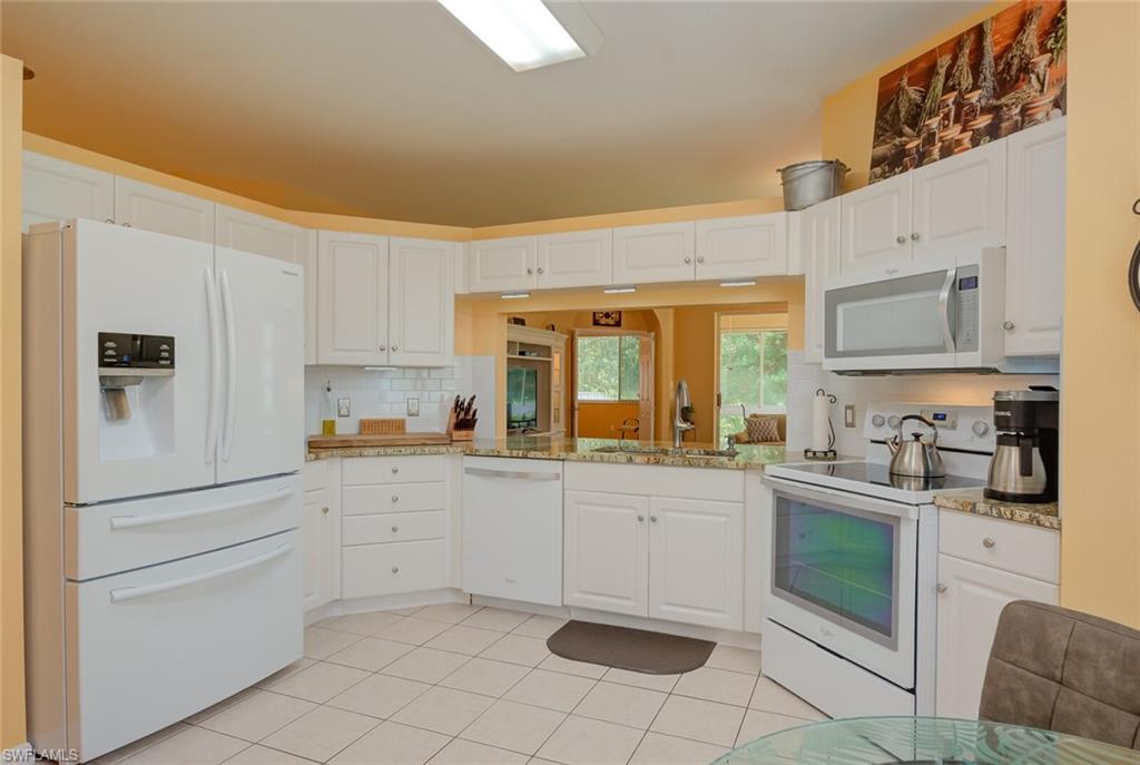 REFLECTION LAKES - Residential