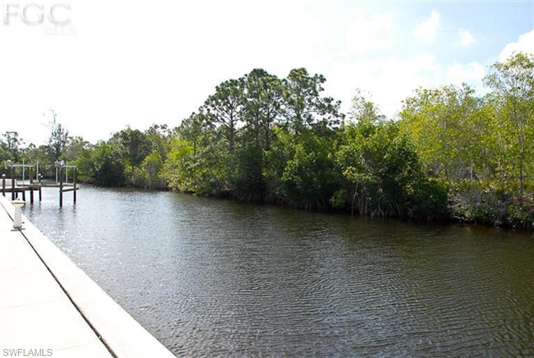 ISLAND COVE OF CAPE CORAL - Residential