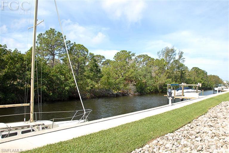 ISLAND COVE OF CAPE CORAL - Residential