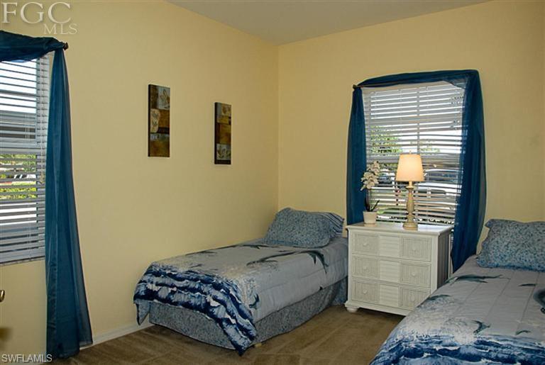 ISLAND COVE OF CAPE CORAL - Residential