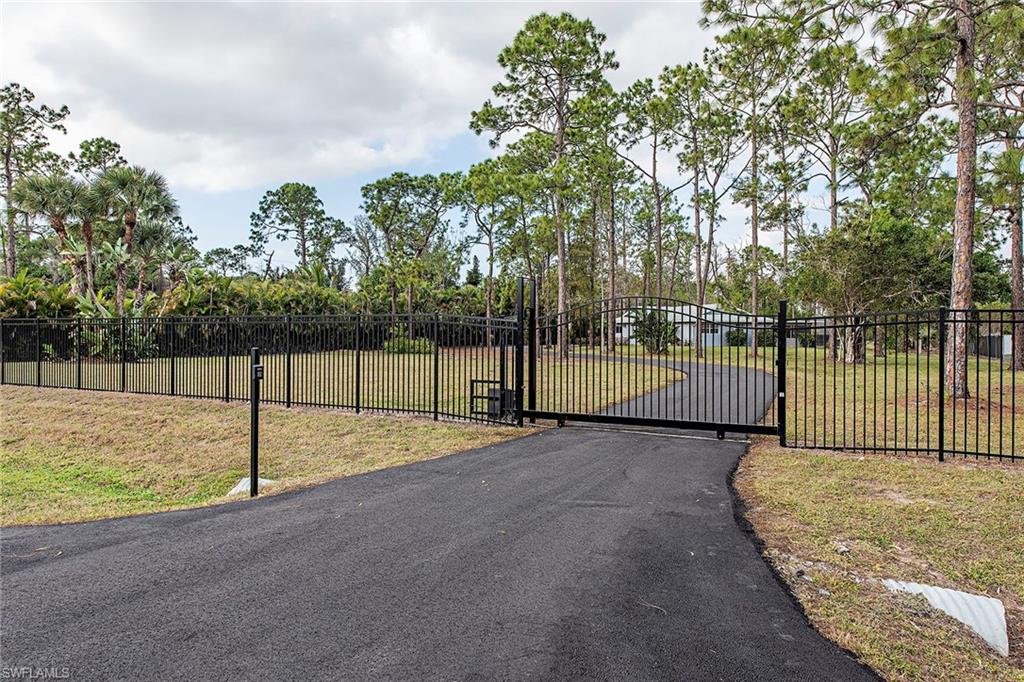 GOLDEN GATE ESTATES - Residential