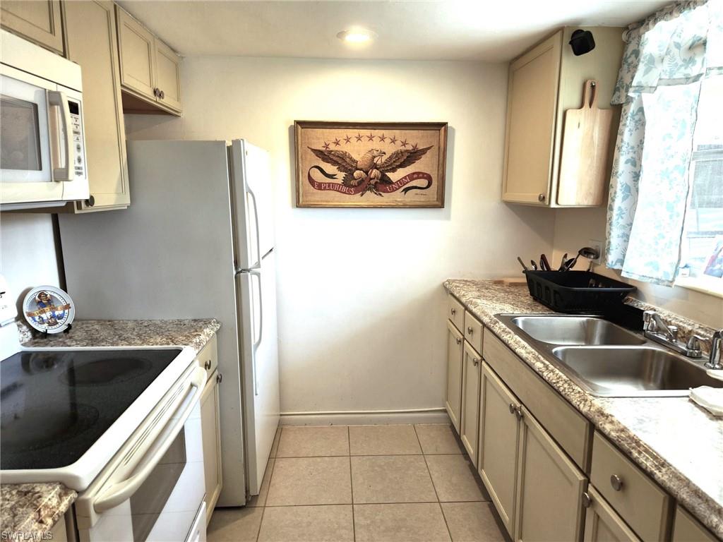 CAMILLE GARDENS - Residential