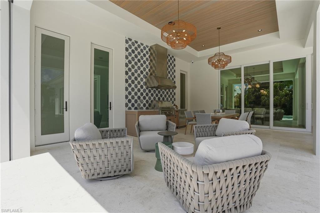 PARK SHORE - Residential