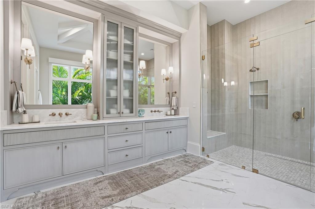 PARK SHORE - Residential