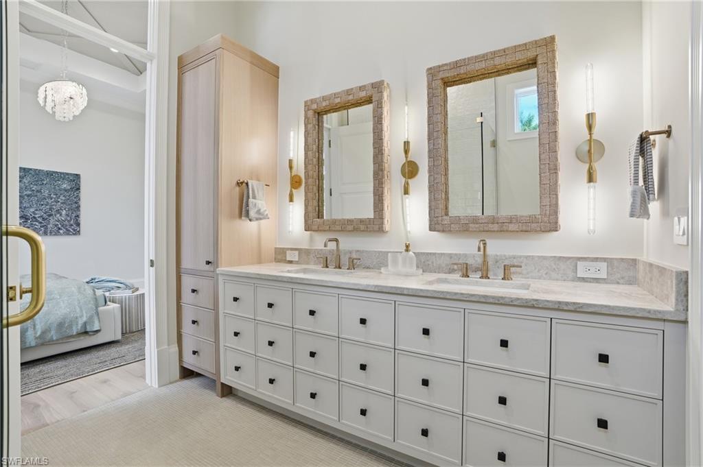 PARK SHORE - Residential