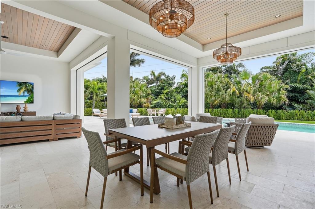 PARK SHORE - Residential