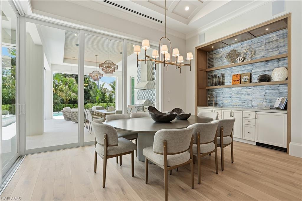 PARK SHORE - Residential