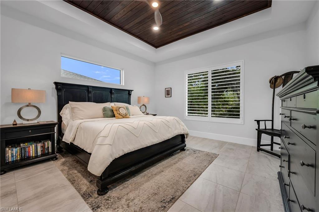 SUNSET HOMES - Residential