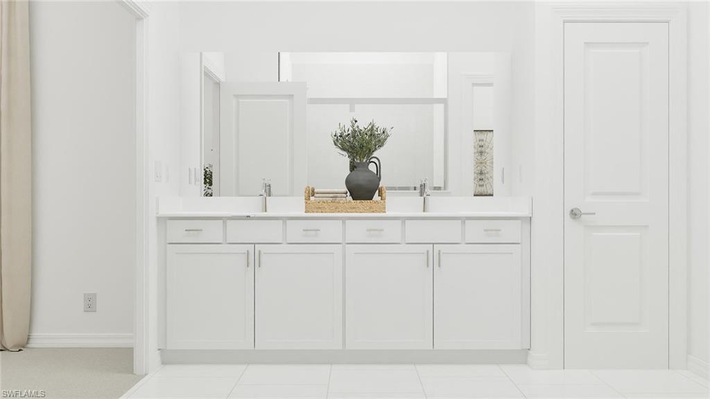 HAMPTON LAKES - Residential