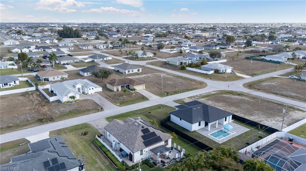 CAPE CORAL - Residential