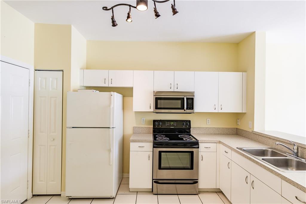 FOREST LAKE TOWNHOMES - Residential