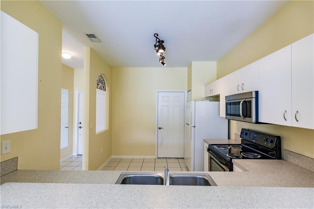 FOREST LAKE TOWNHOMES - Residential