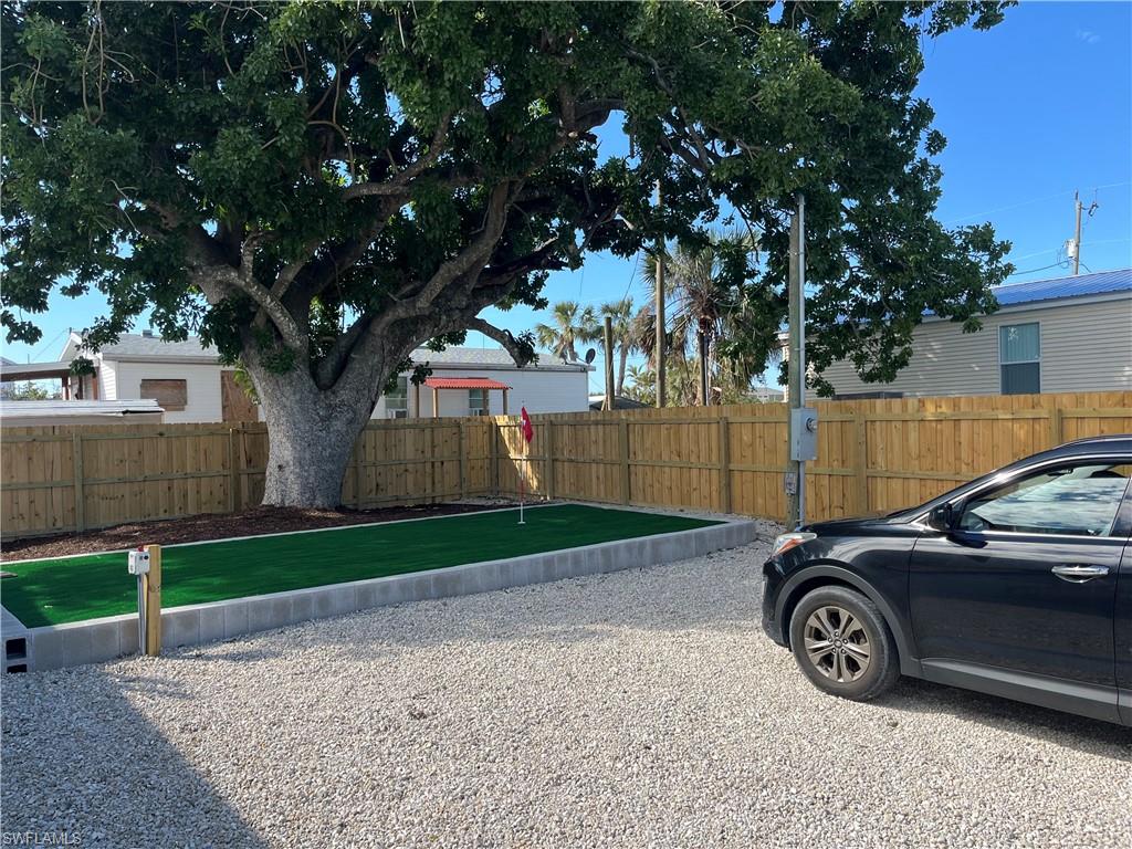 FLAMINGO BAY - Residential