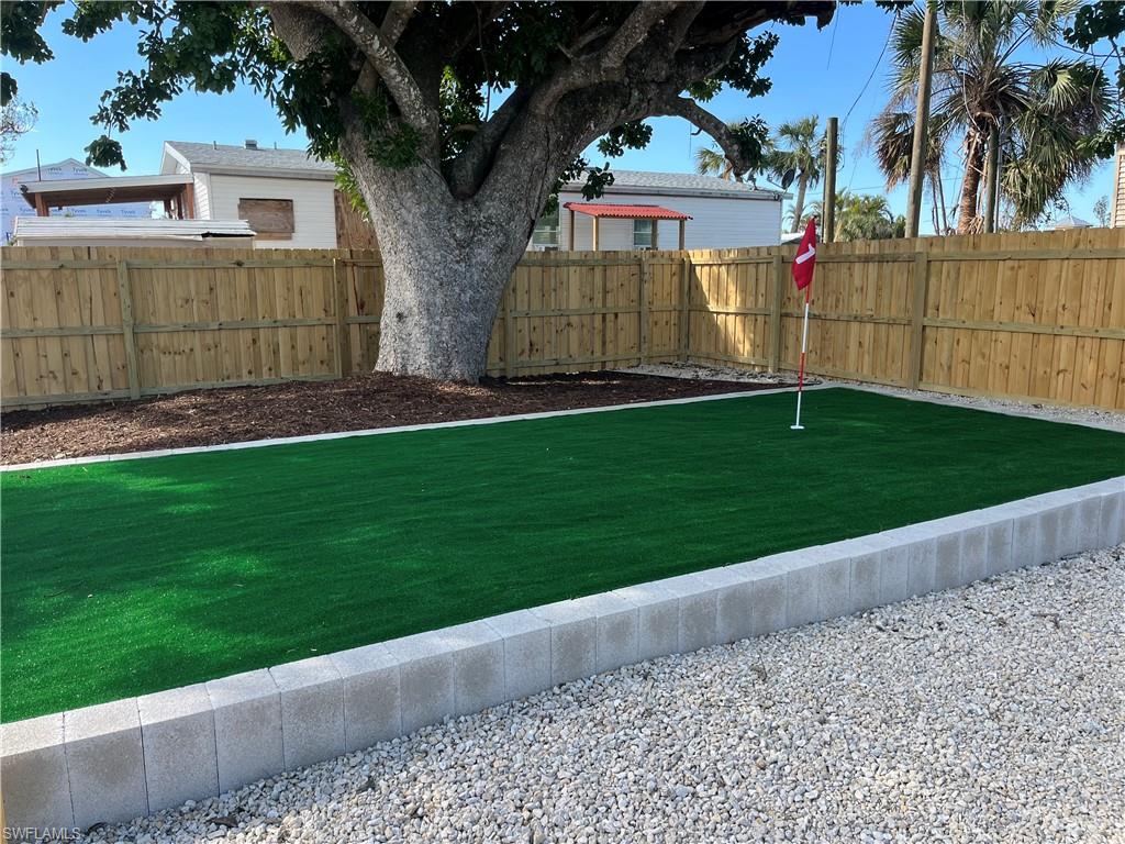 FLAMINGO BAY - Residential