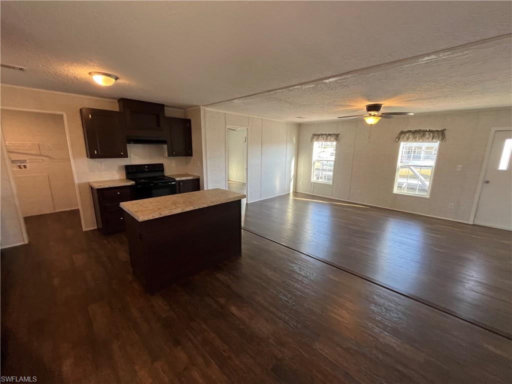 FLAMINGO BAY - Residential