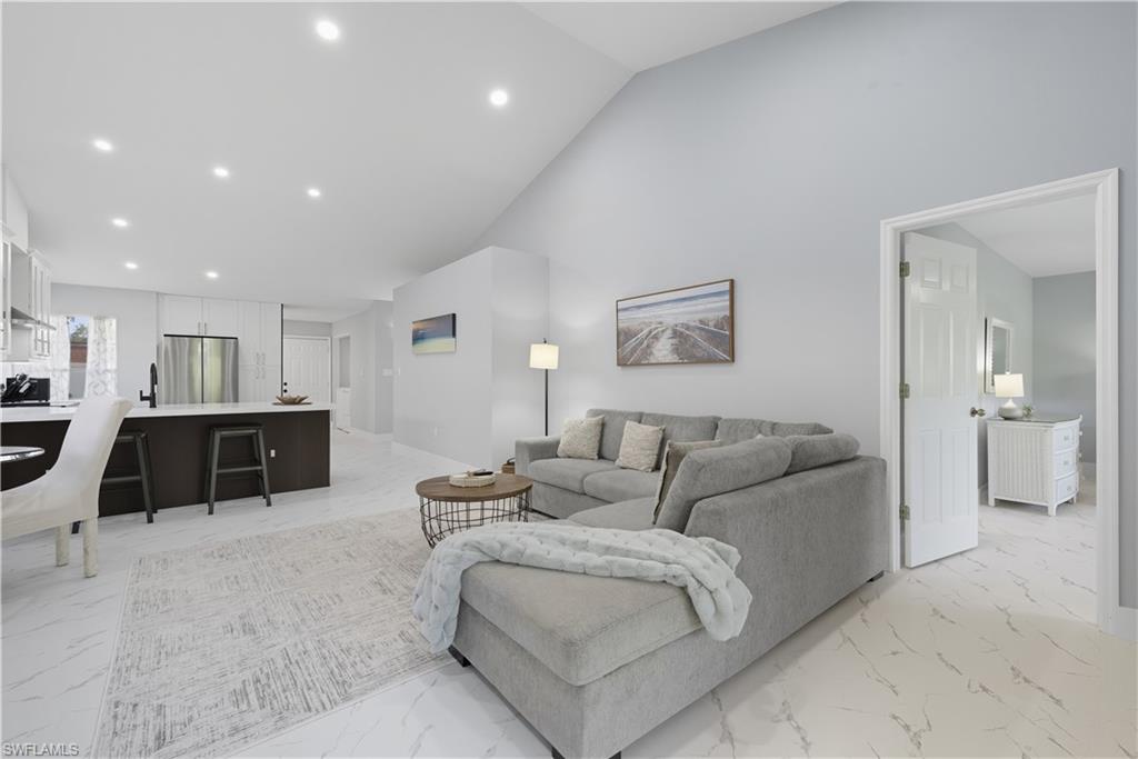 WORLD TENNIS CENTER - Residential Lease