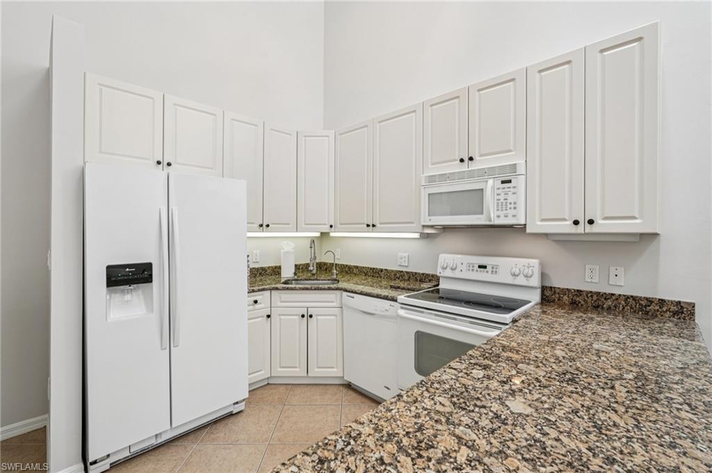 QUAIL WOODS COURTYARDS - Residential