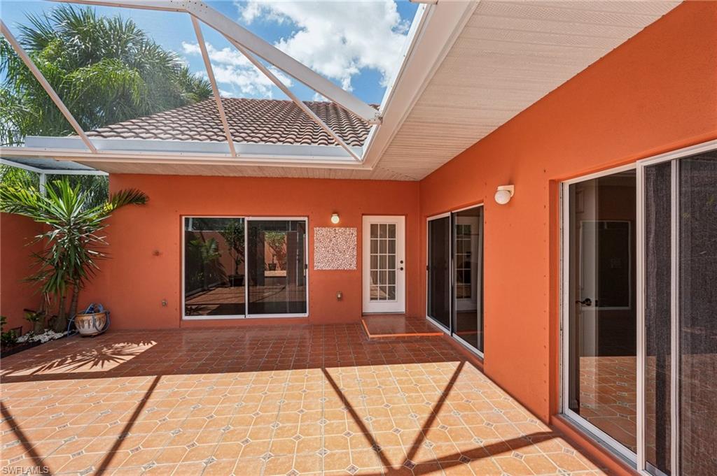 QUAIL WOODS COURTYARDS - Residential