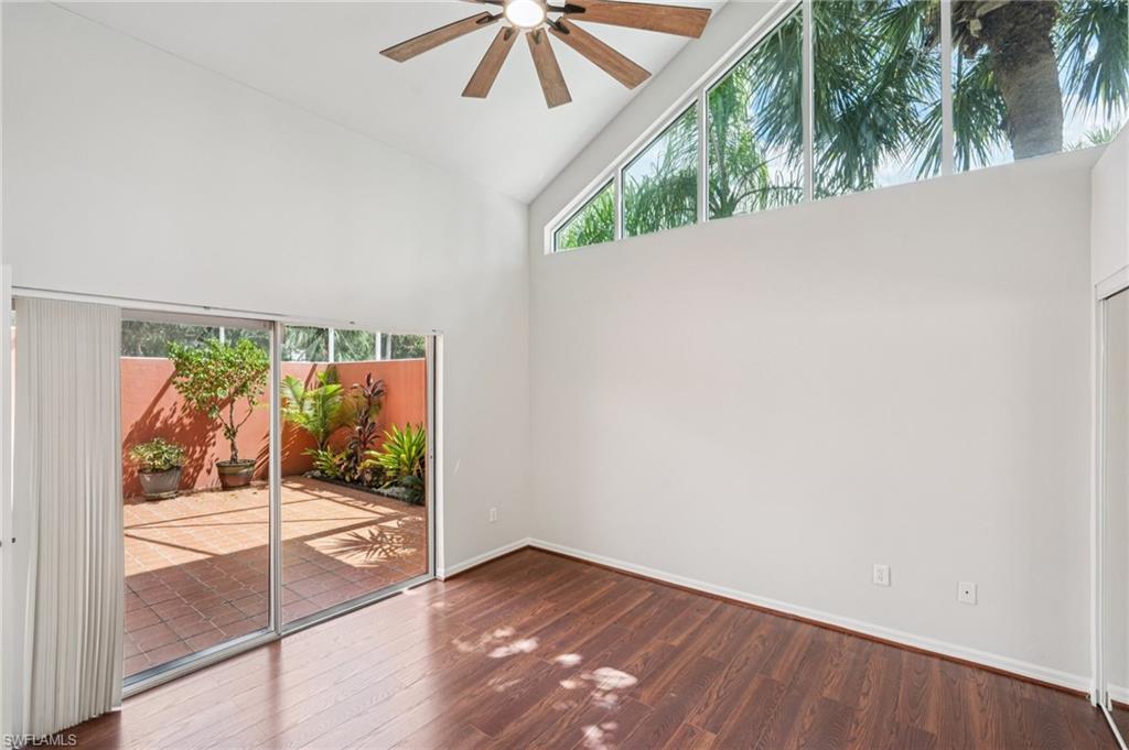 QUAIL WOODS COURTYARDS - Residential