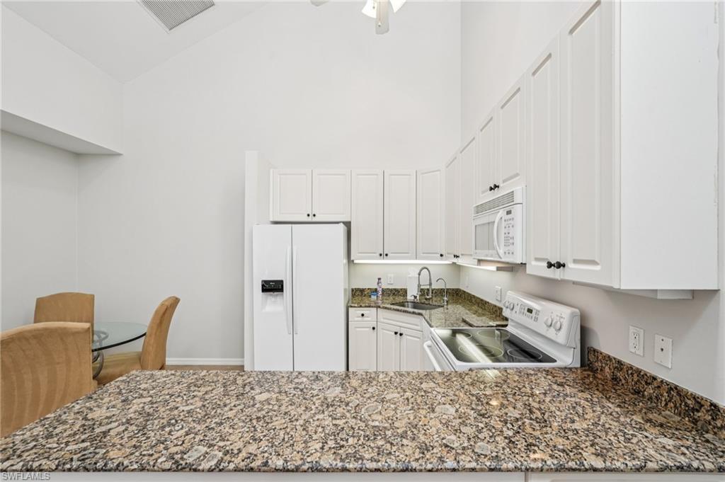 QUAIL WOODS COURTYARDS - Residential