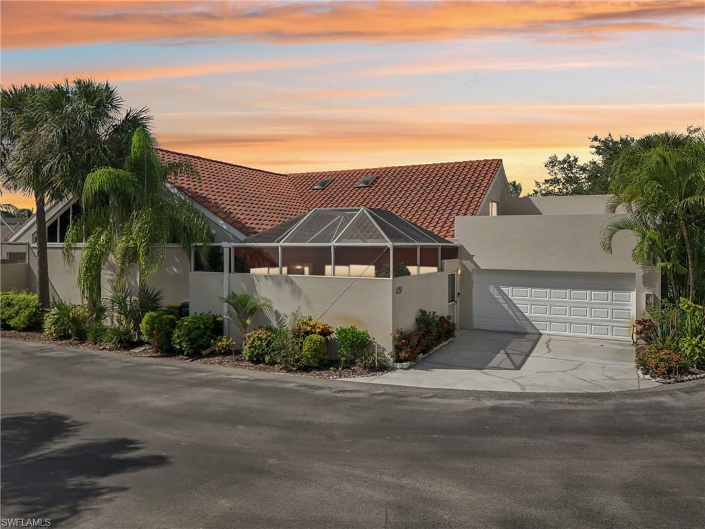 QUAIL WOODS COURTYARDS - Residential