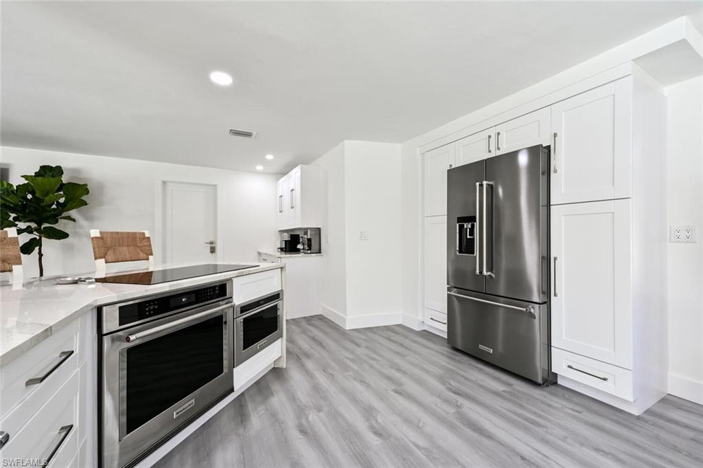 PARK SHORE - Residential