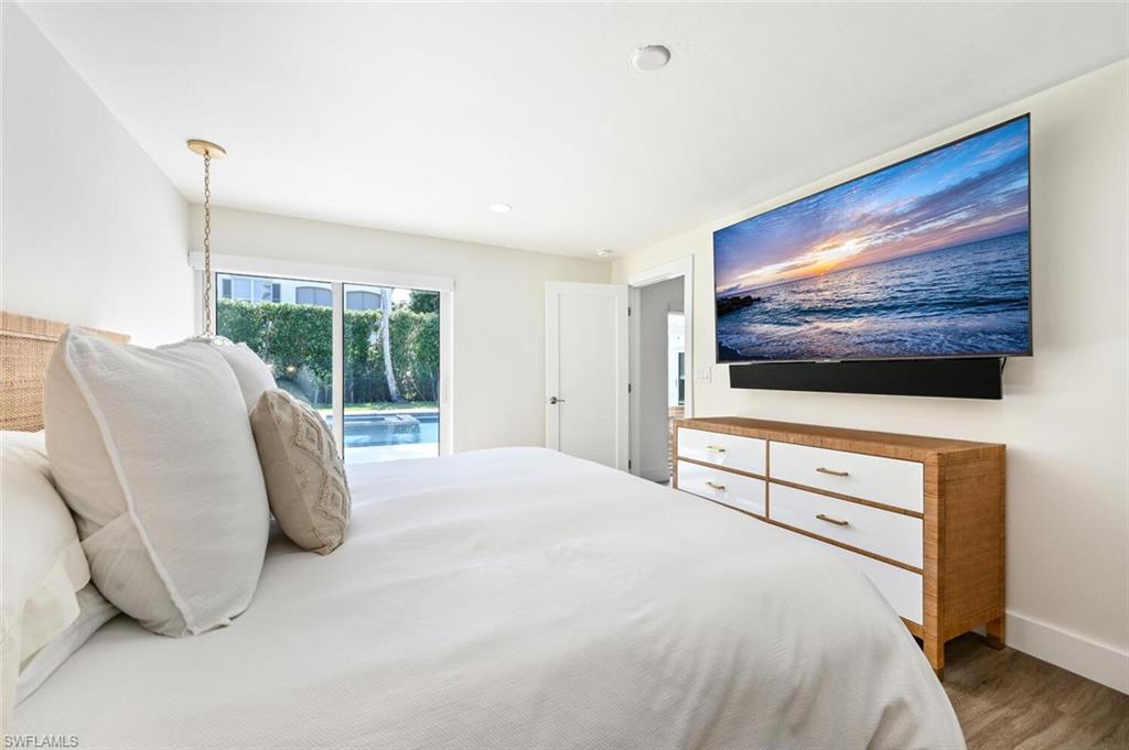 PARK SHORE - Residential