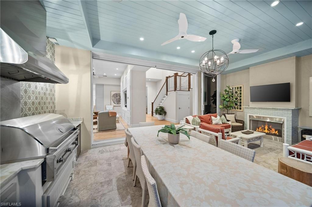 OLDE NAPLES - Residential