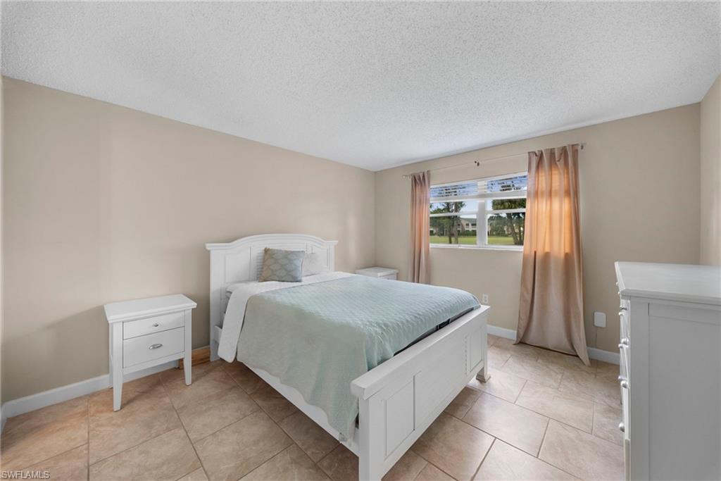 TURTLE LAKE GOLF COLONY - Residential