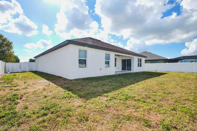 CAPE CORAL - Residential