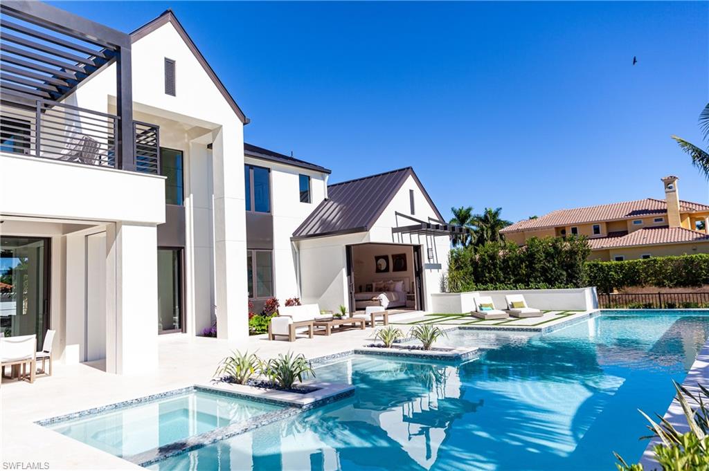 AQUALANE SHORES - Residential