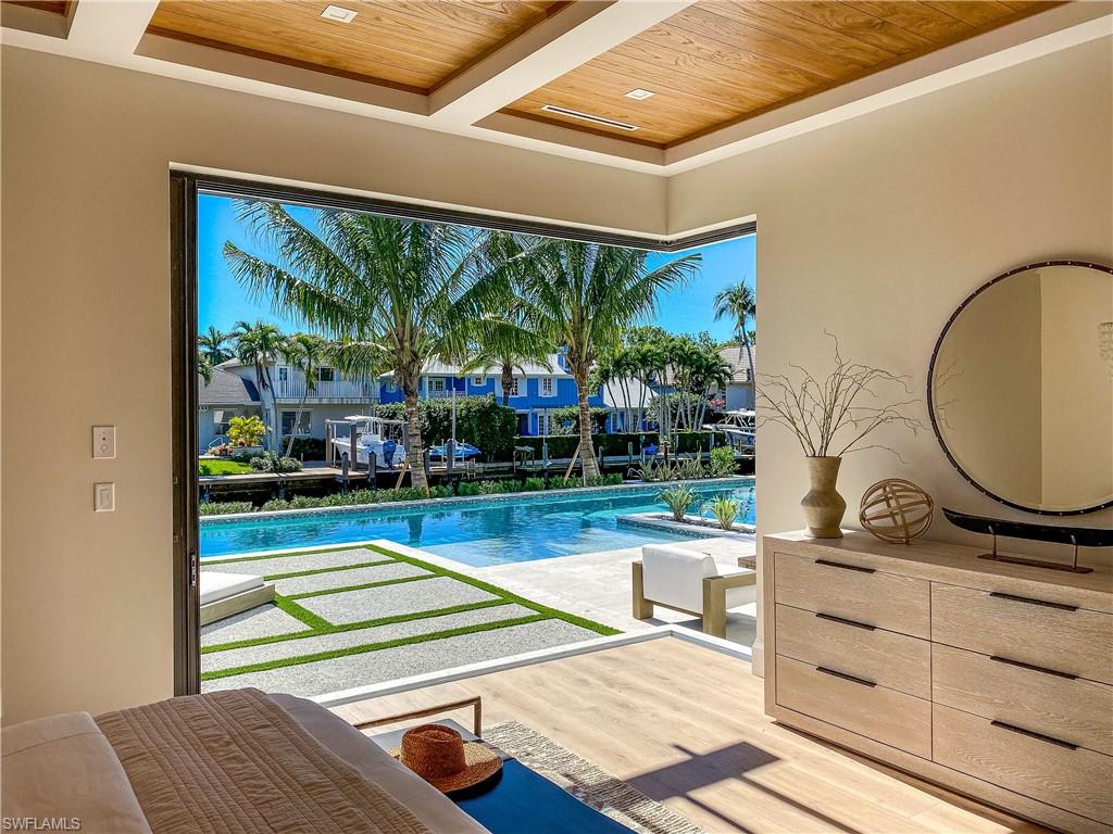 AQUALANE SHORES - Residential