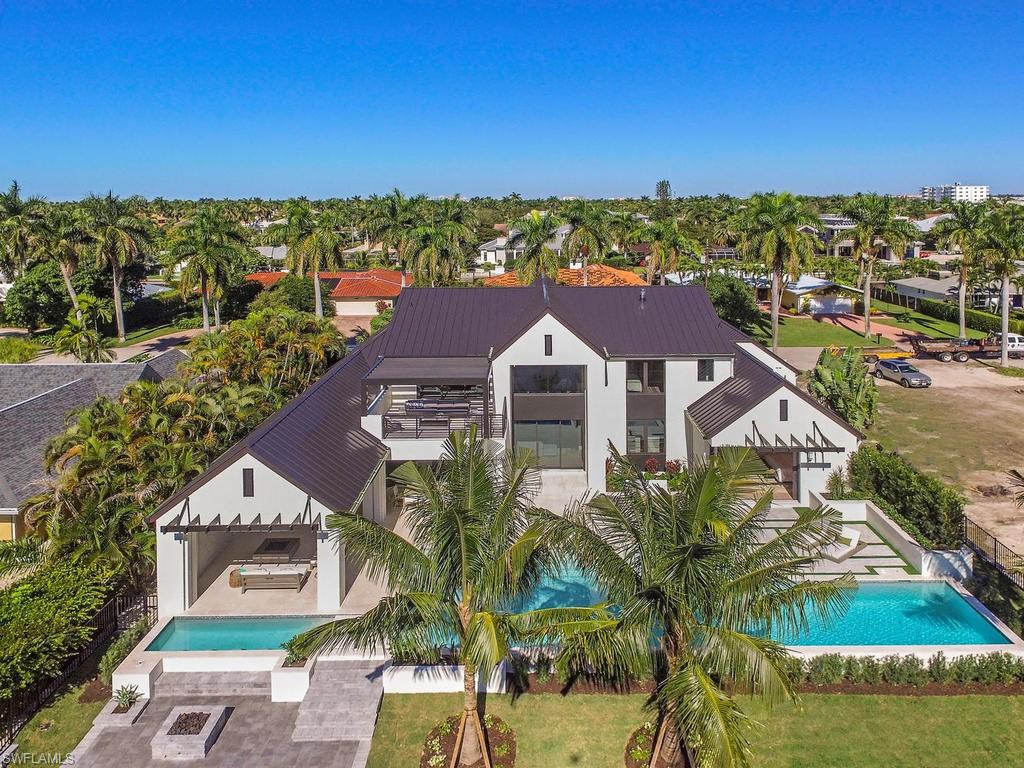 AQUALANE SHORES - Residential