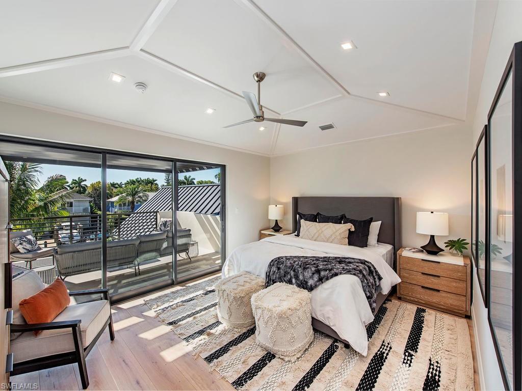 AQUALANE SHORES - Residential