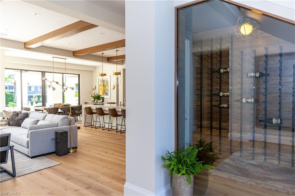 AQUALANE SHORES - Residential