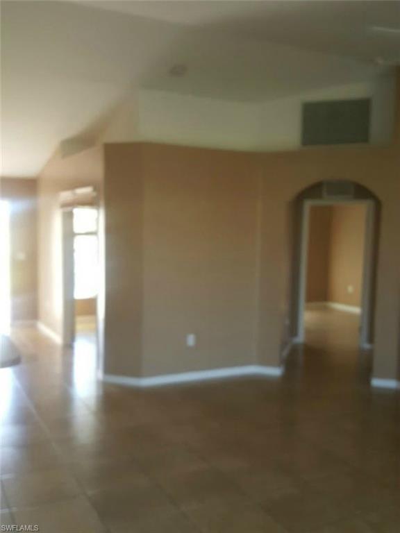 GATOR CIRCLE - Residential