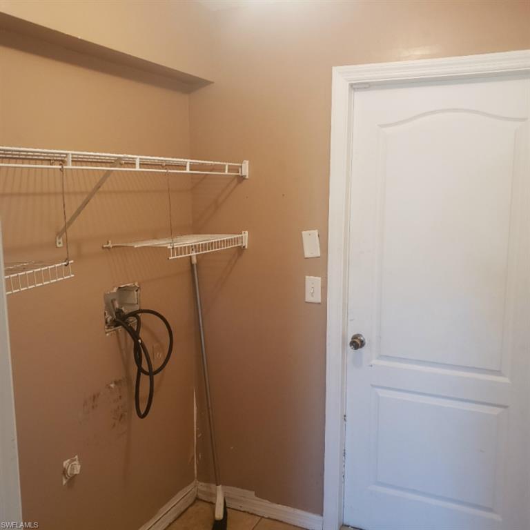 GATOR CIRCLE - Residential