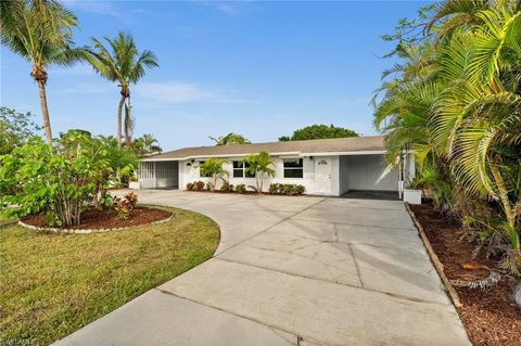 A home in NAPLES