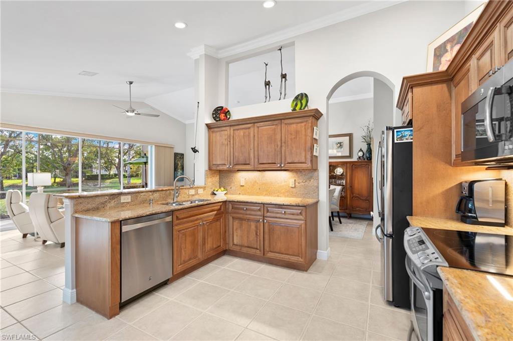 CASCADES AT ESTERO - Residential